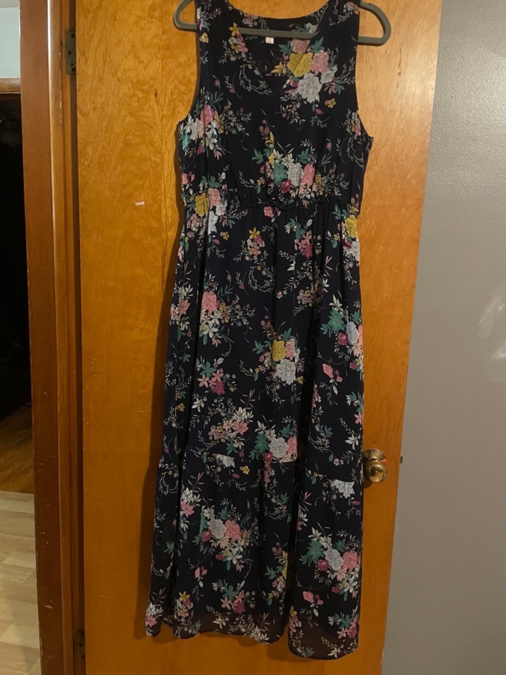 Navy Floral Sleeveless Maxi Dress
